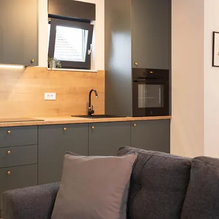 Modern Residences - Free Private Parking Zagabria